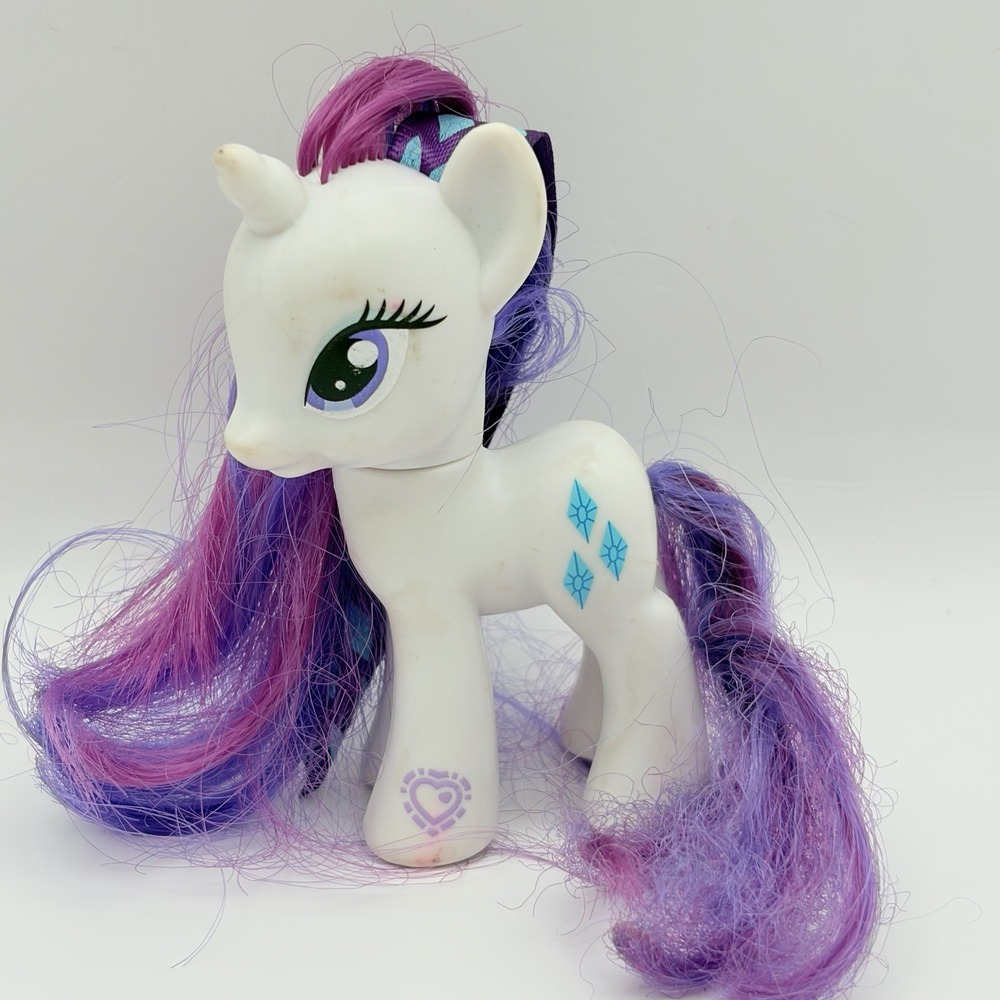 2010 My Little Pony RARITY Brushable Unicorn Hasbro Toy With Ribbon
